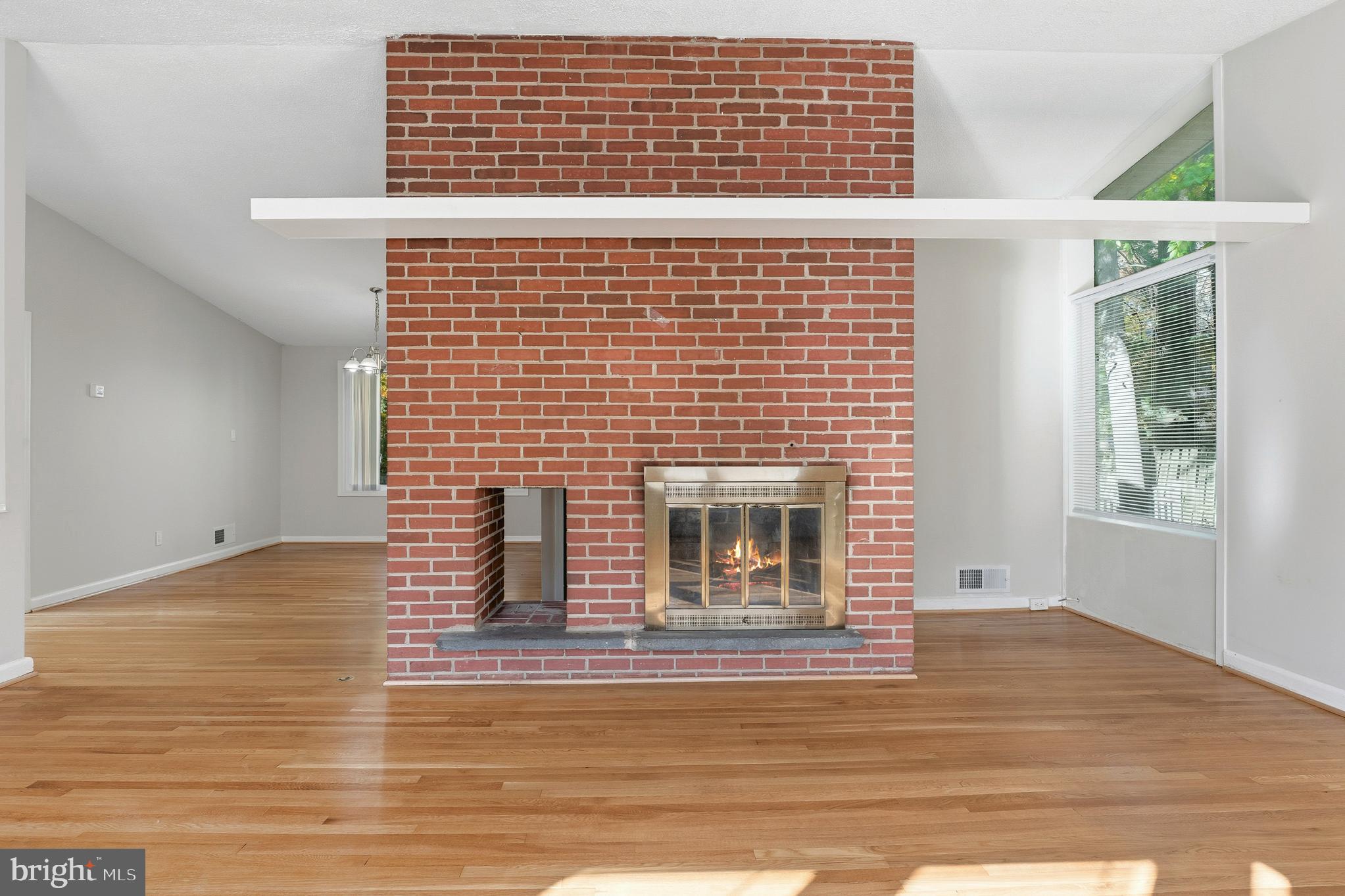 Real estate listing preview #26