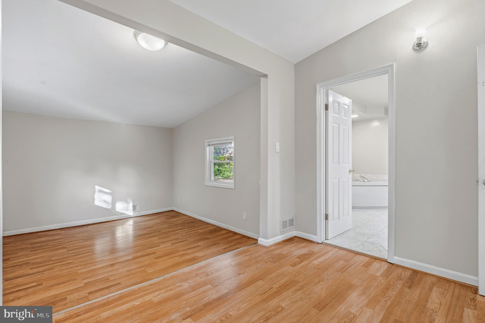 Real estate listing preview #46