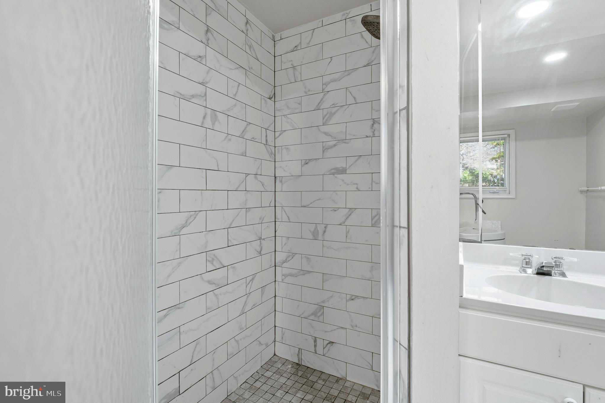 Real estate listing preview #51