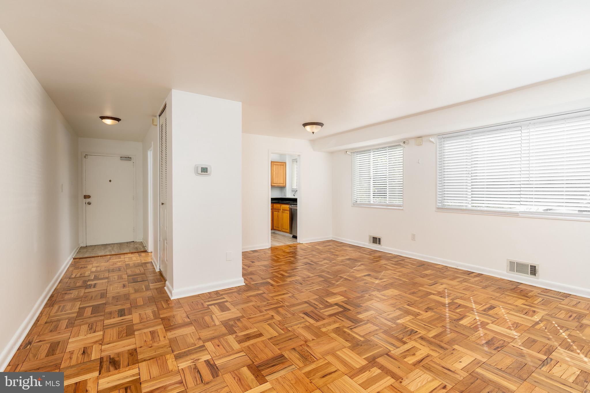 Real estate listing preview #10