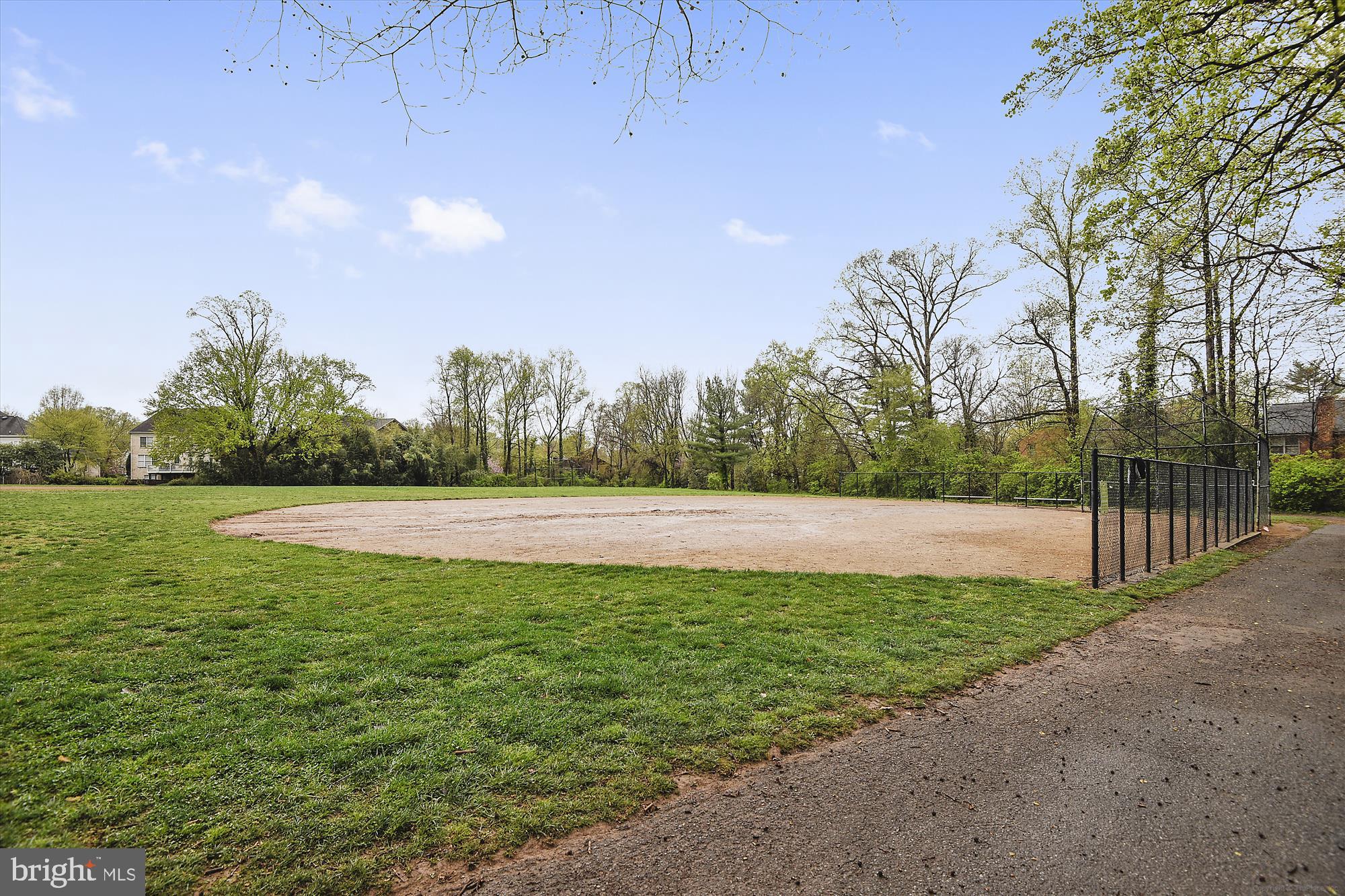 Real estate listing preview #29