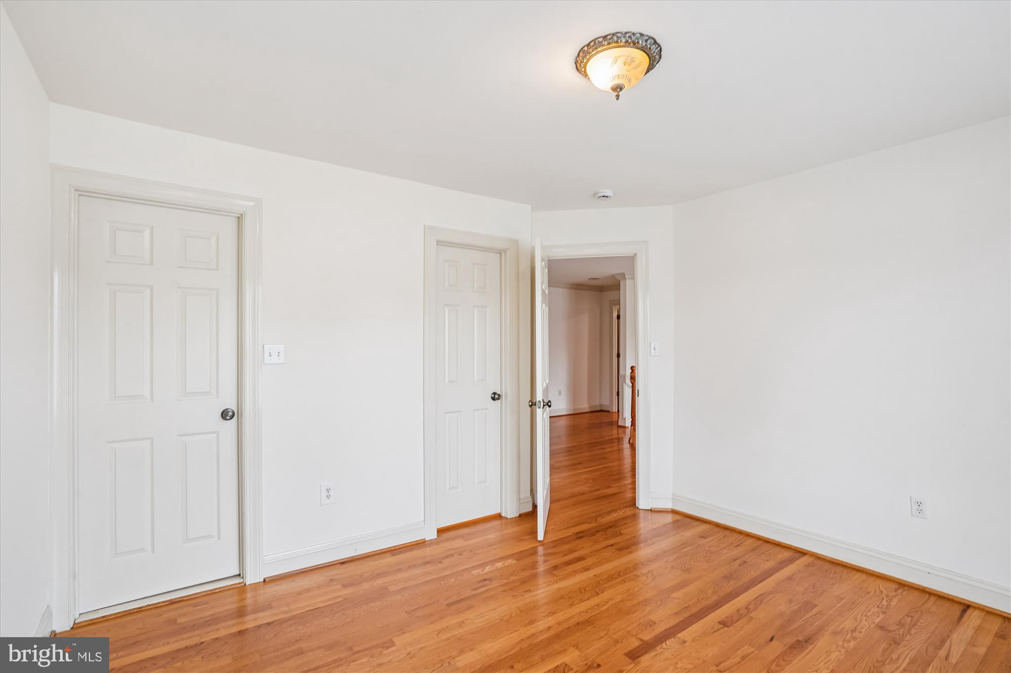 Real estate listing preview #15