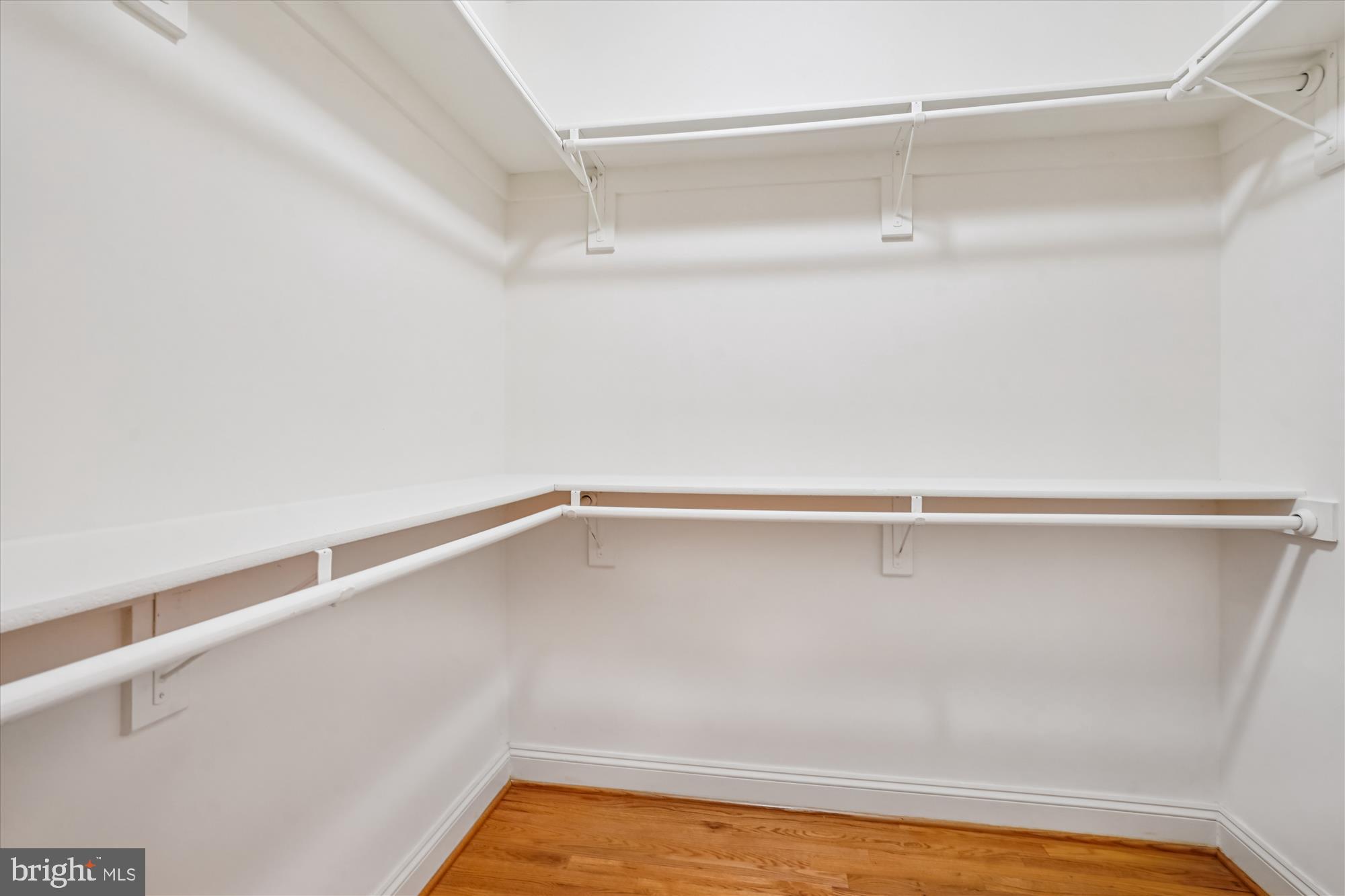 Real estate listing preview #13