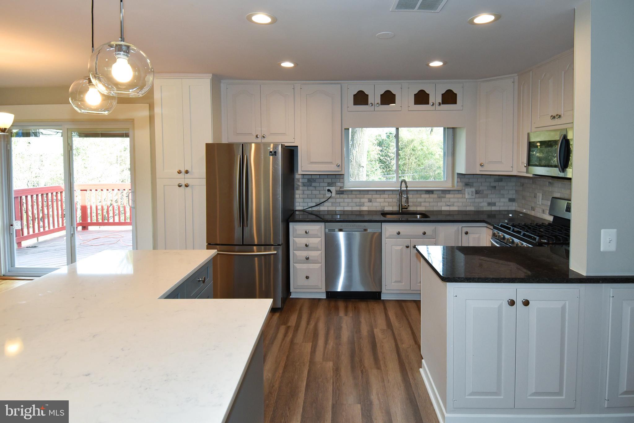 Real estate listing preview #6