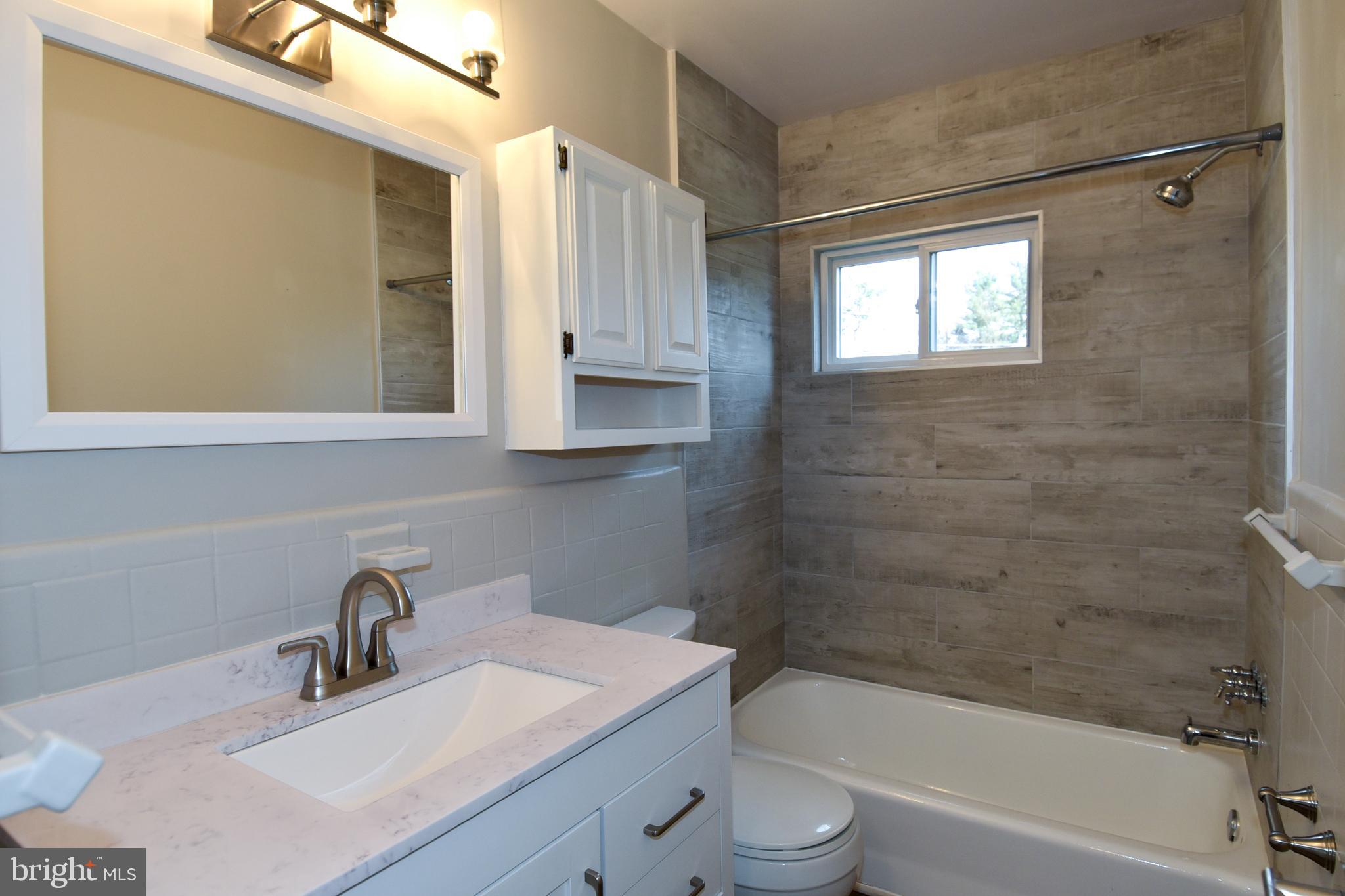 Real estate listing preview #13