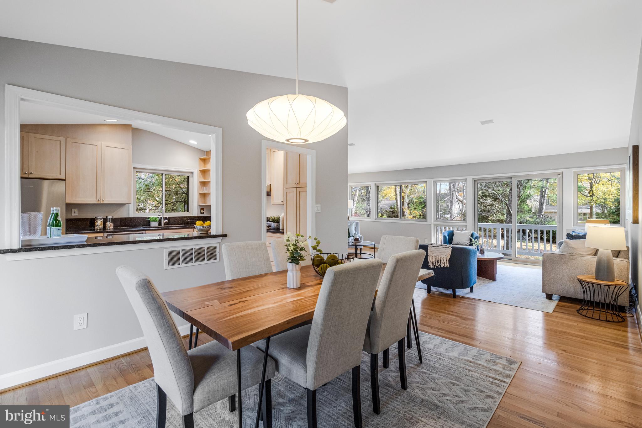 Real estate listing preview #16