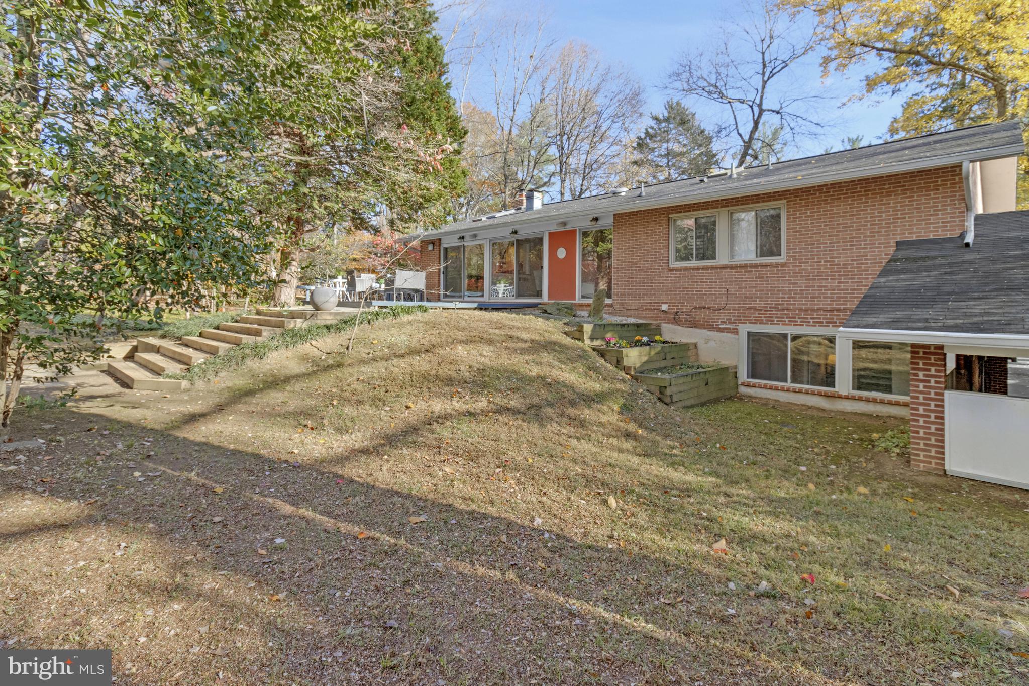 Real estate listing preview #53