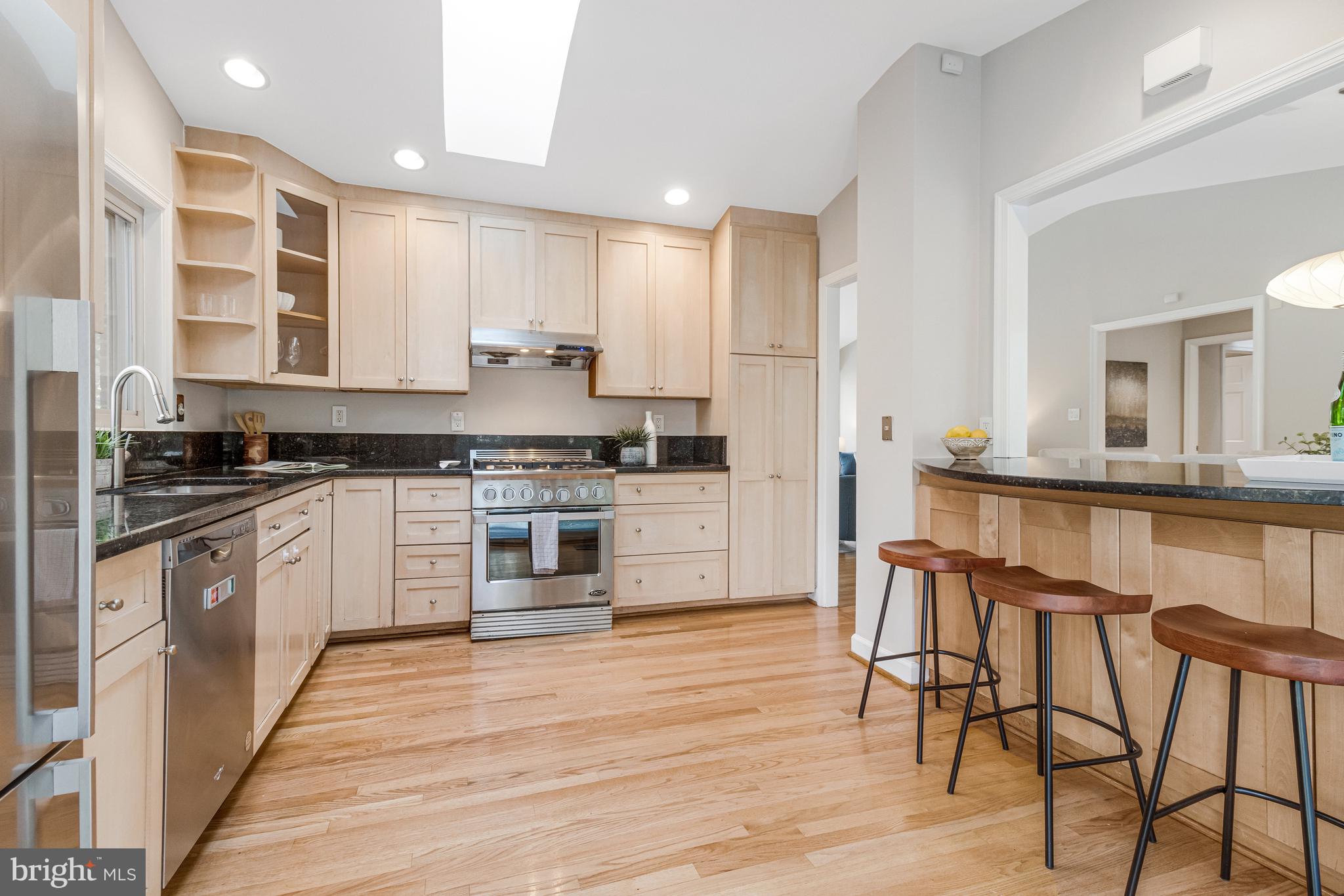 Real estate listing preview #19