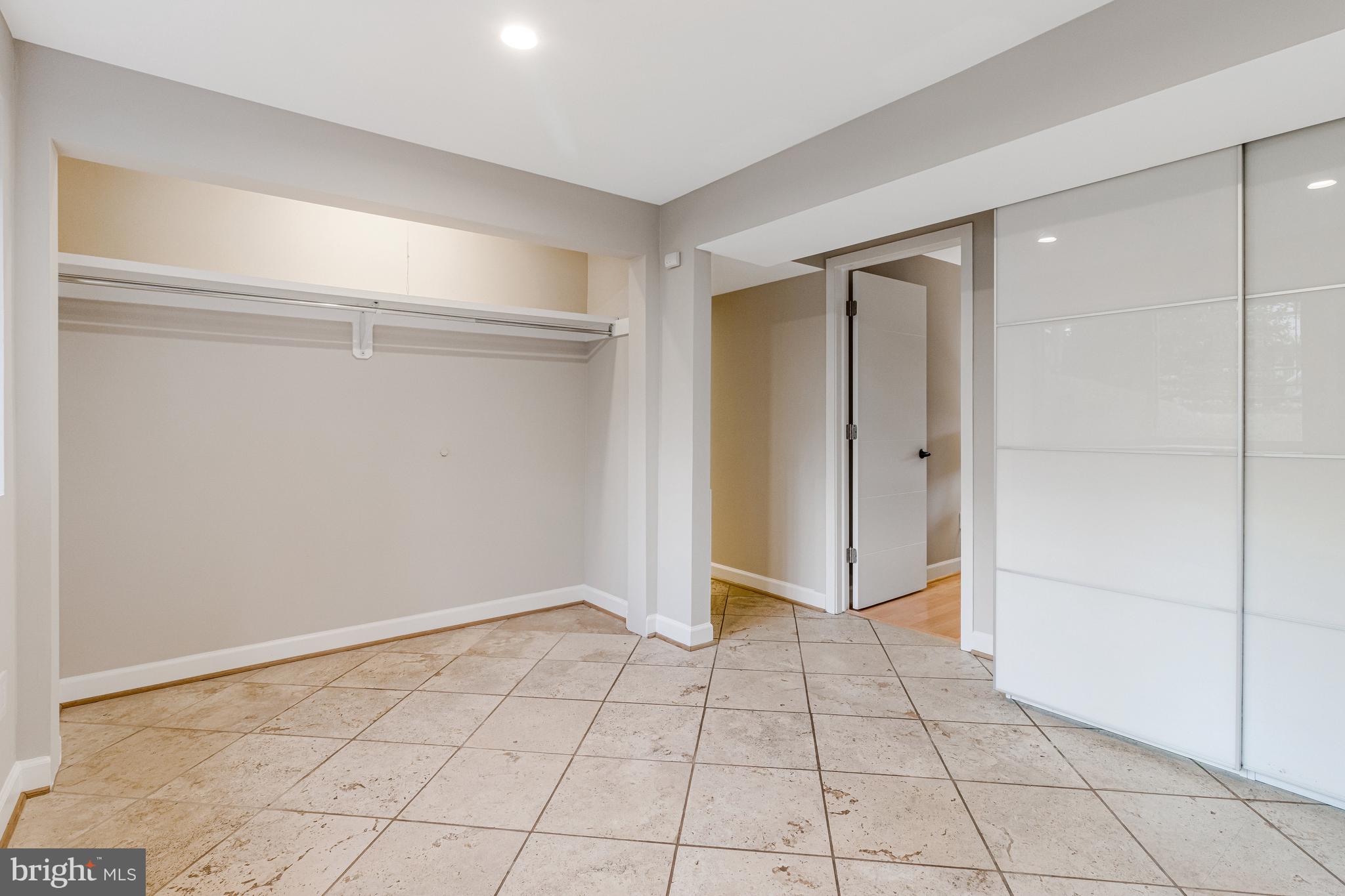 Real estate listing preview #45