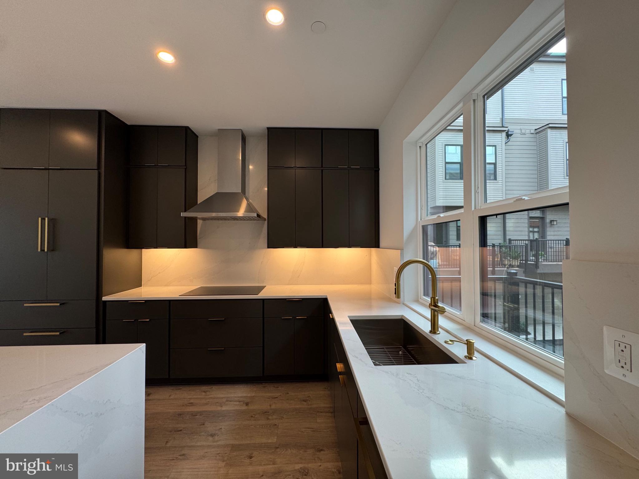 Real estate listing preview #17