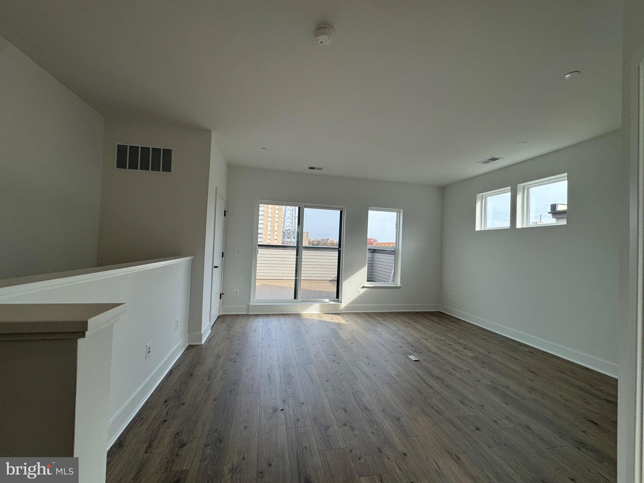 Real estate listing preview #31