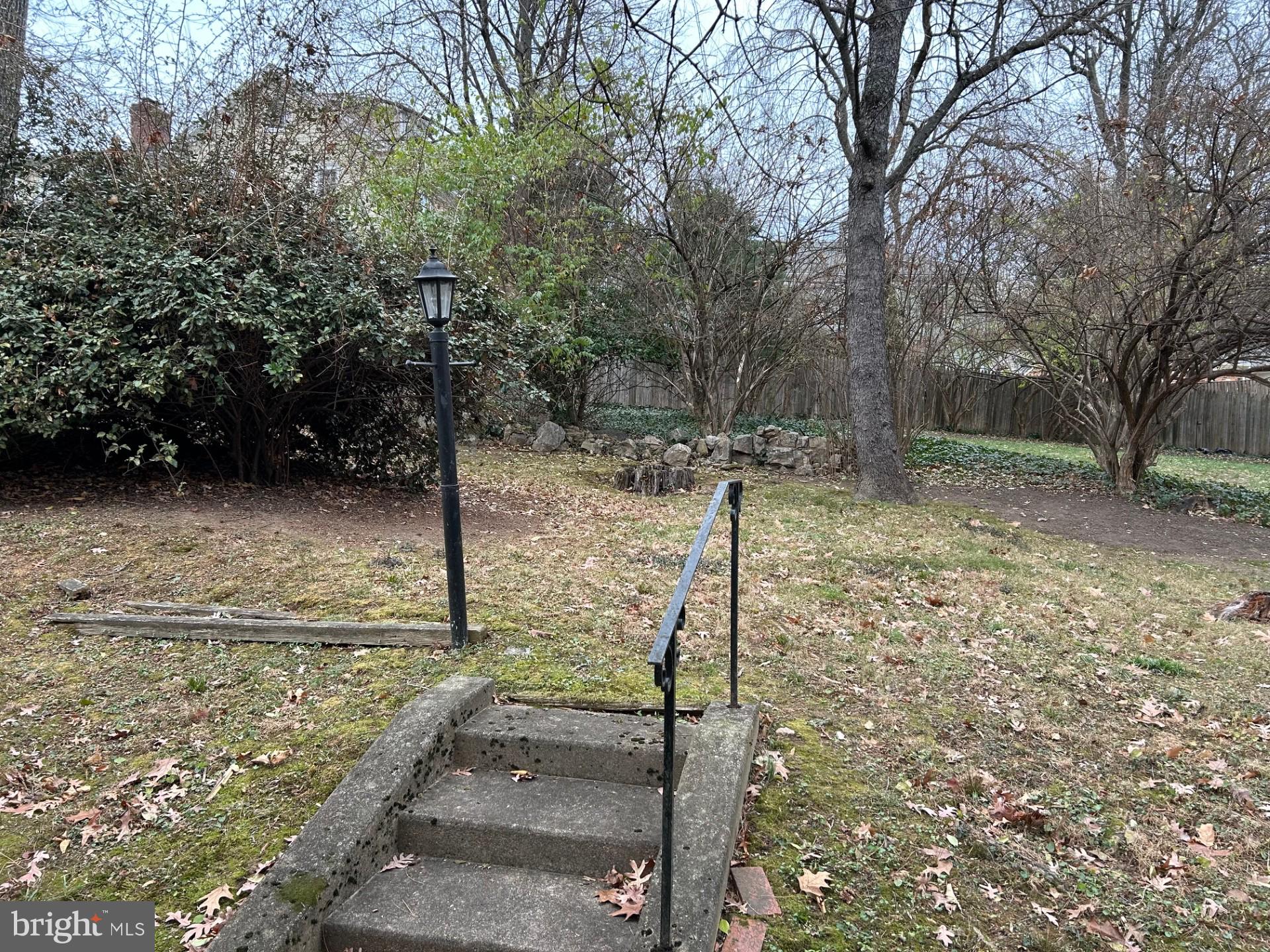 Real estate listing preview #24