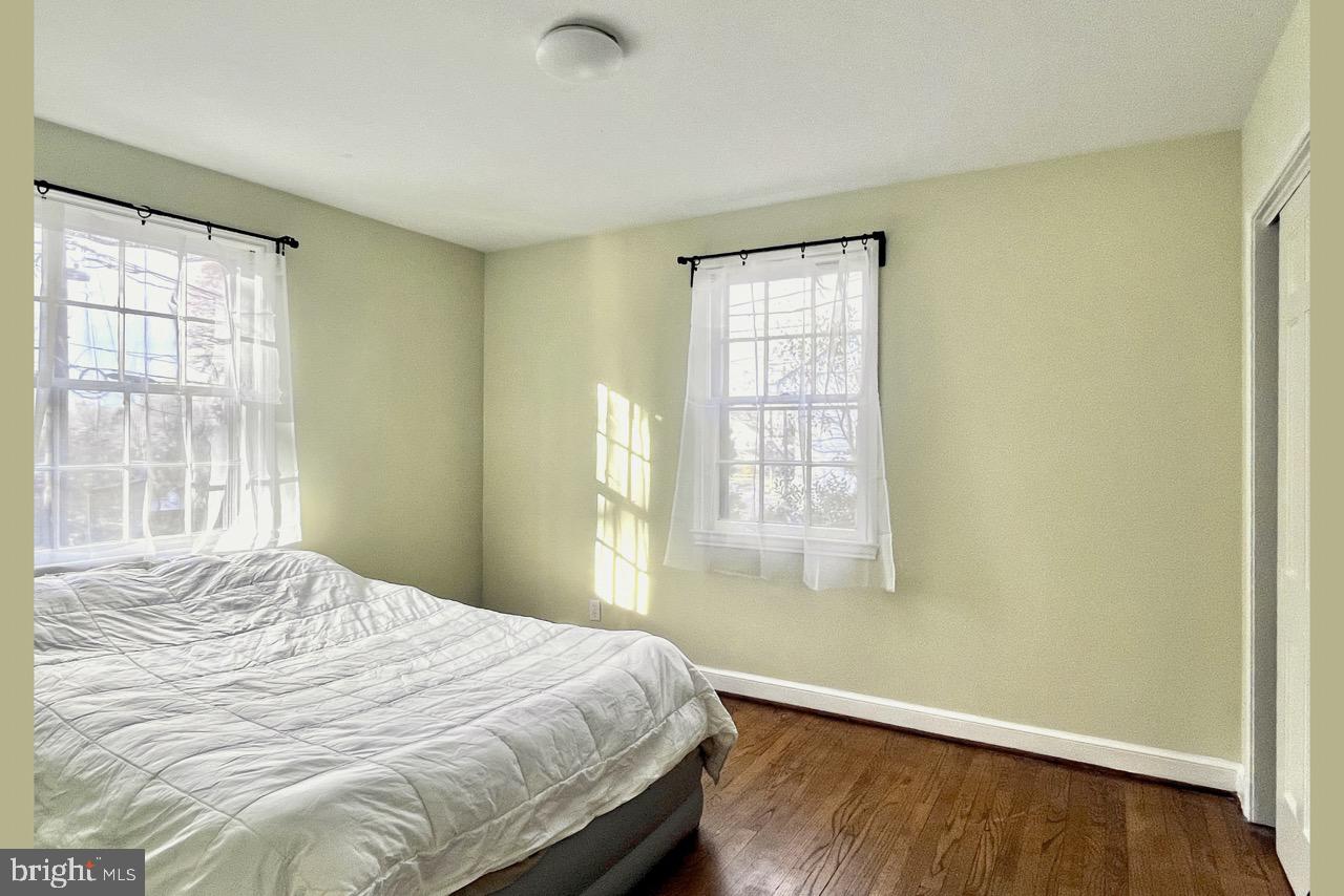 Real estate listing preview #14