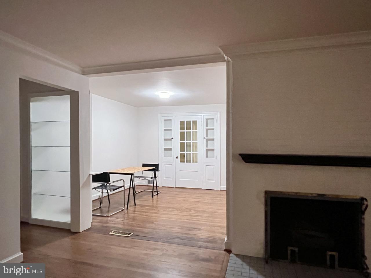 Real estate listing preview #11