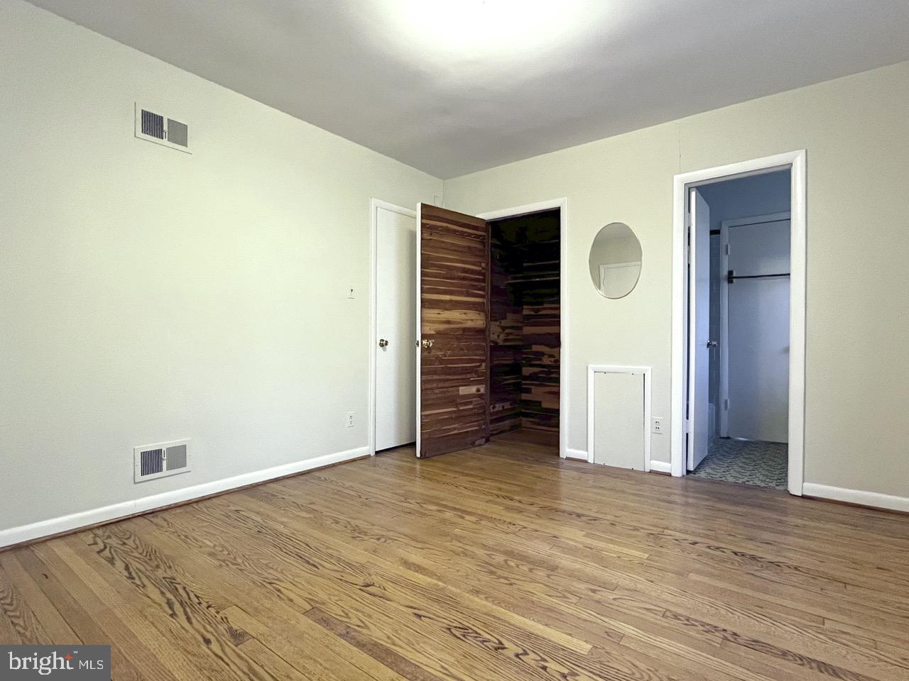 Real estate listing preview #15