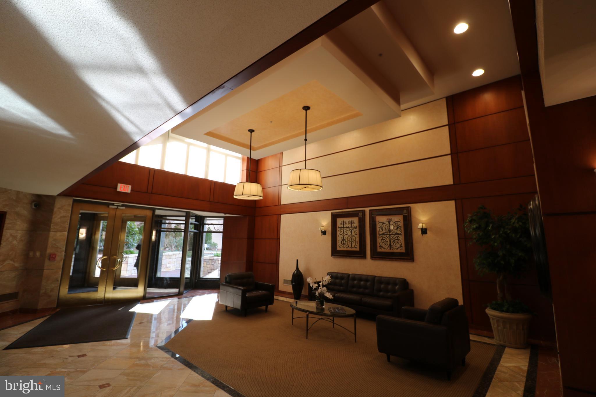 Real estate listing preview #10