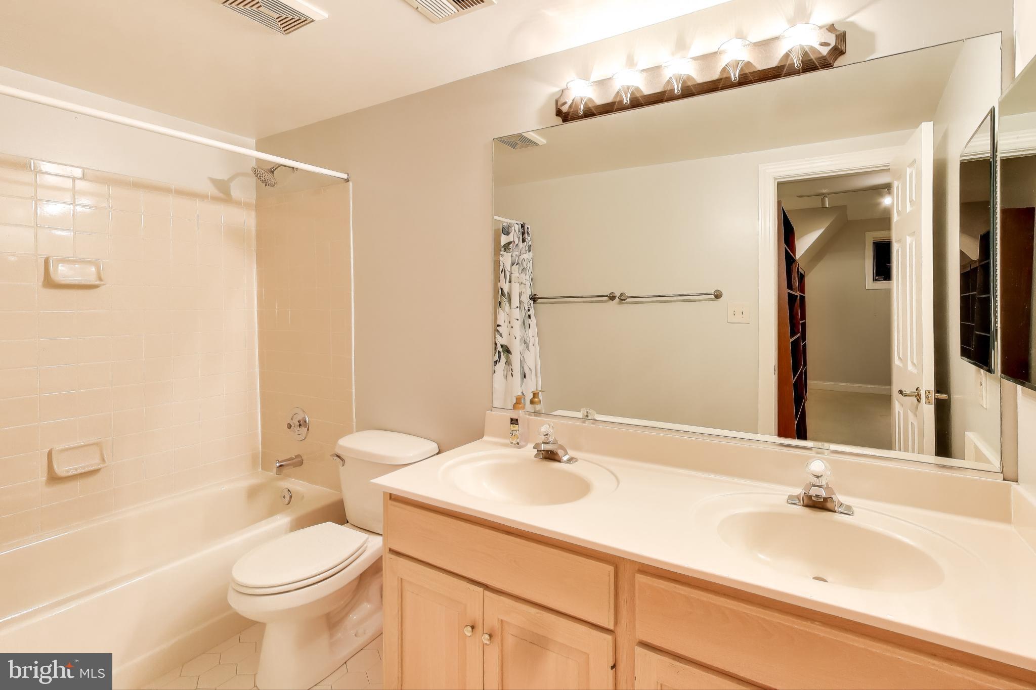 Real estate listing preview #50