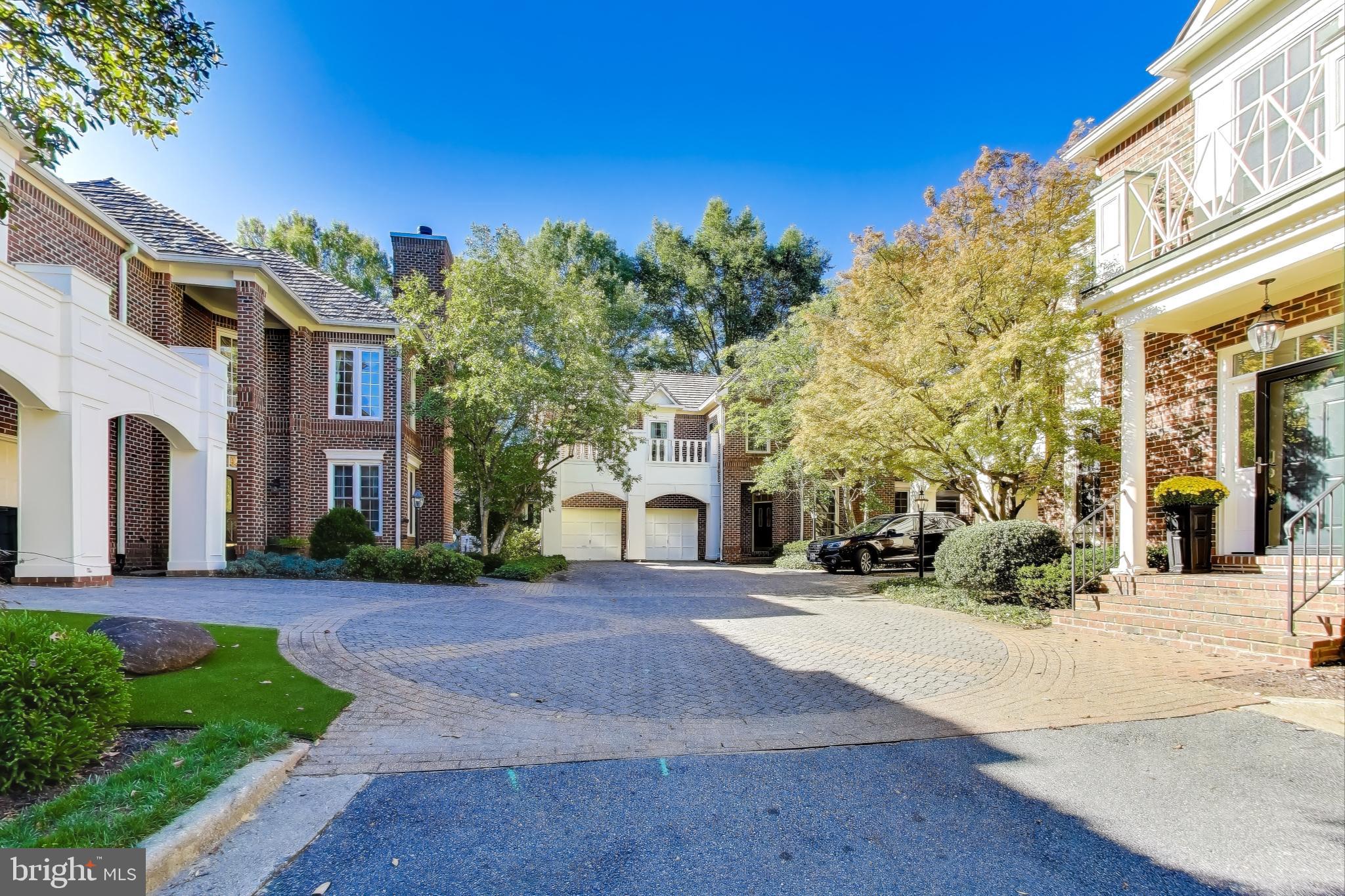 Real estate listing preview #4