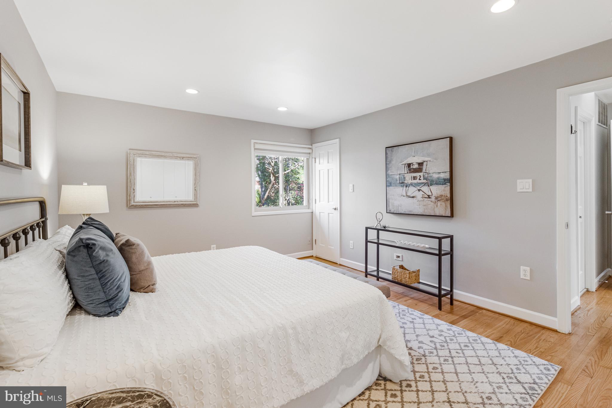 Real estate listing preview #27