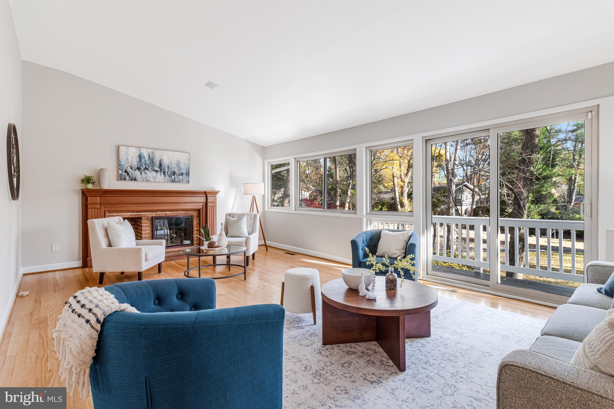 Real estate listing preview #6