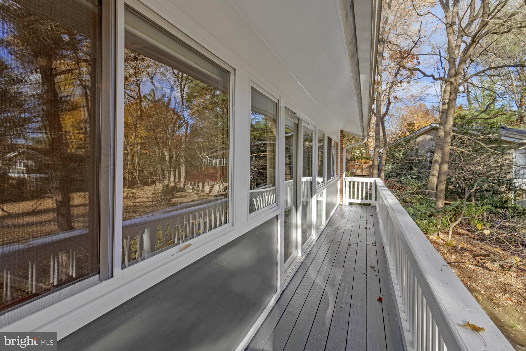 Real estate listing preview #8