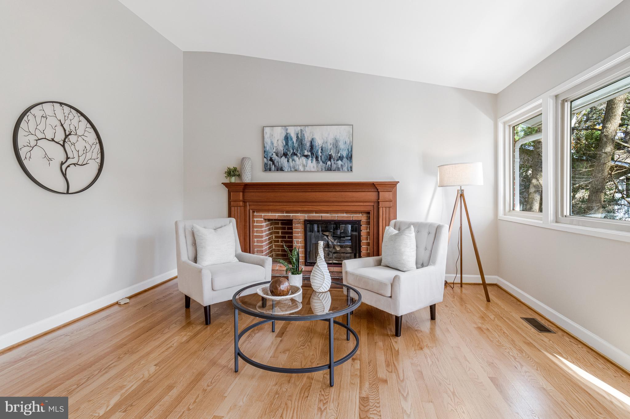 Real estate listing preview #11