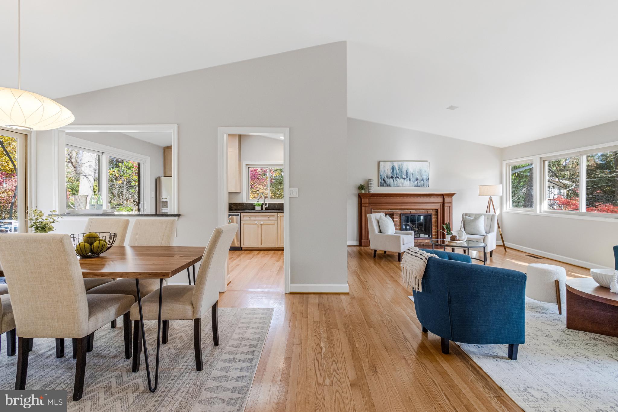 Real estate listing preview #5