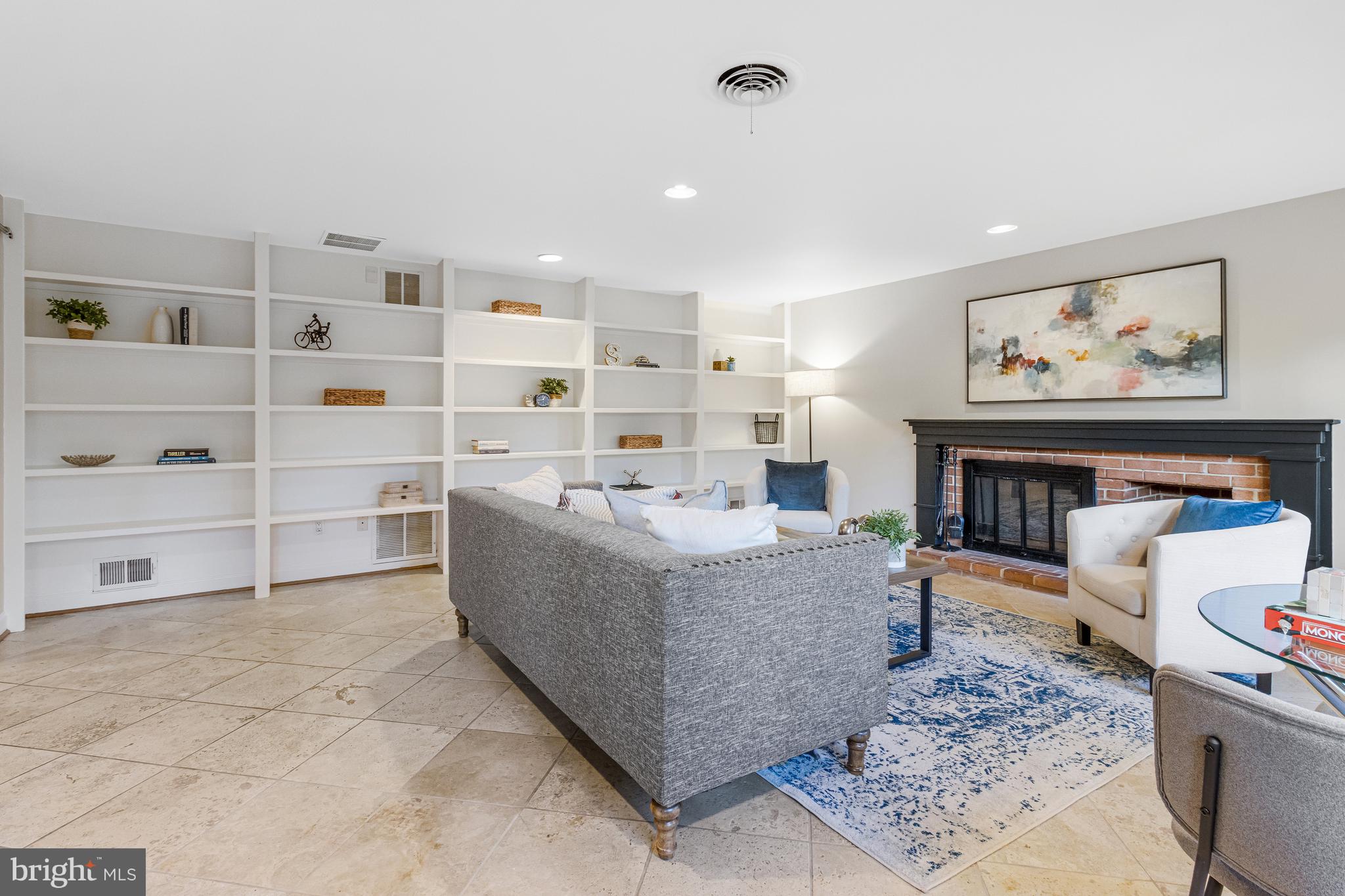 Real estate listing preview #36