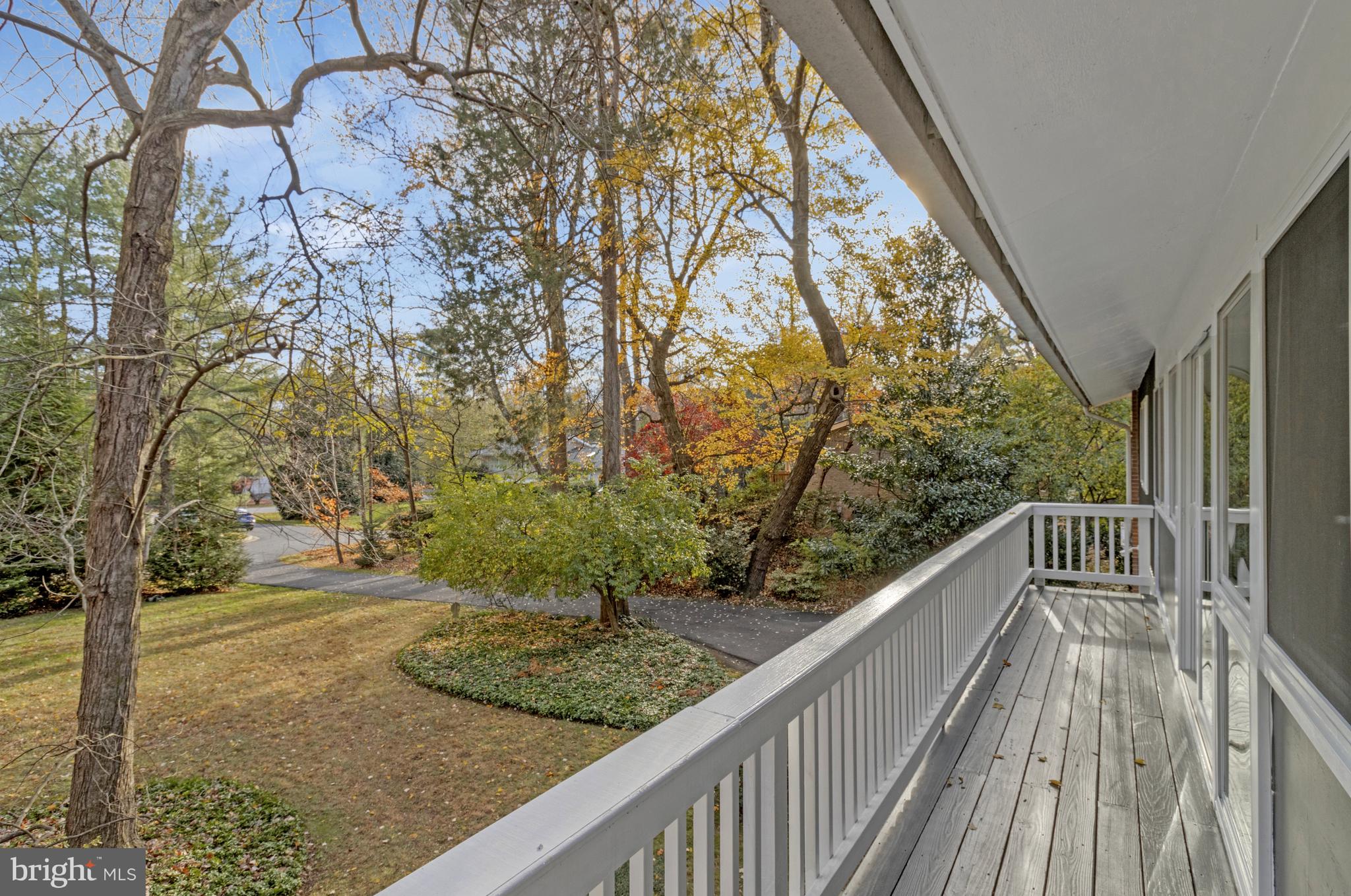 Real estate listing preview #7