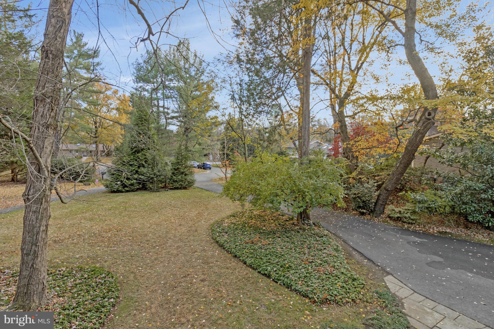 Real estate listing preview #9