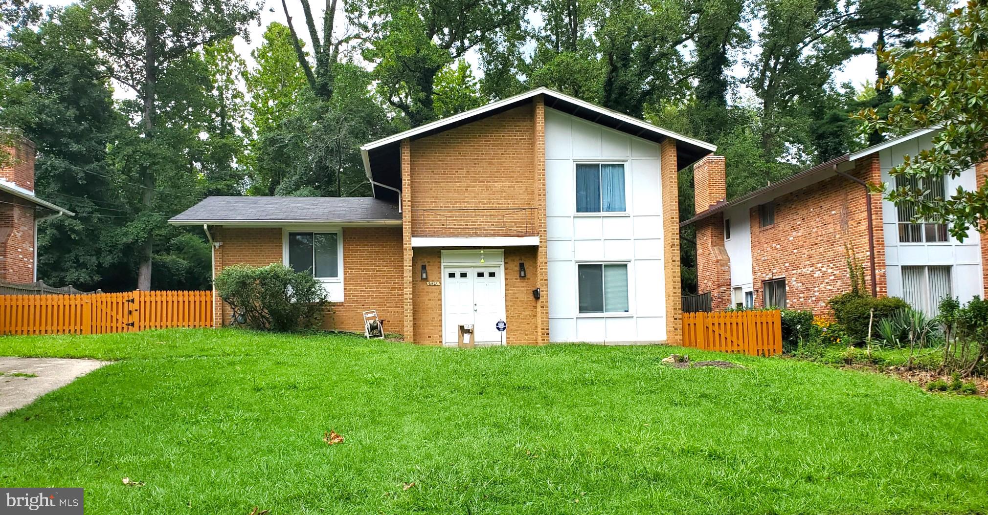 Real estate listing preview #1