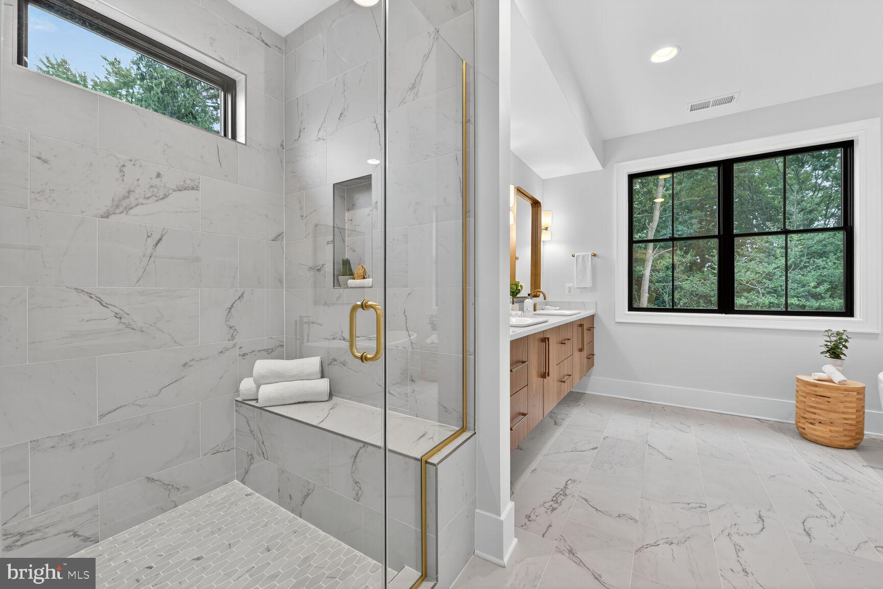 Real estate listing preview #33