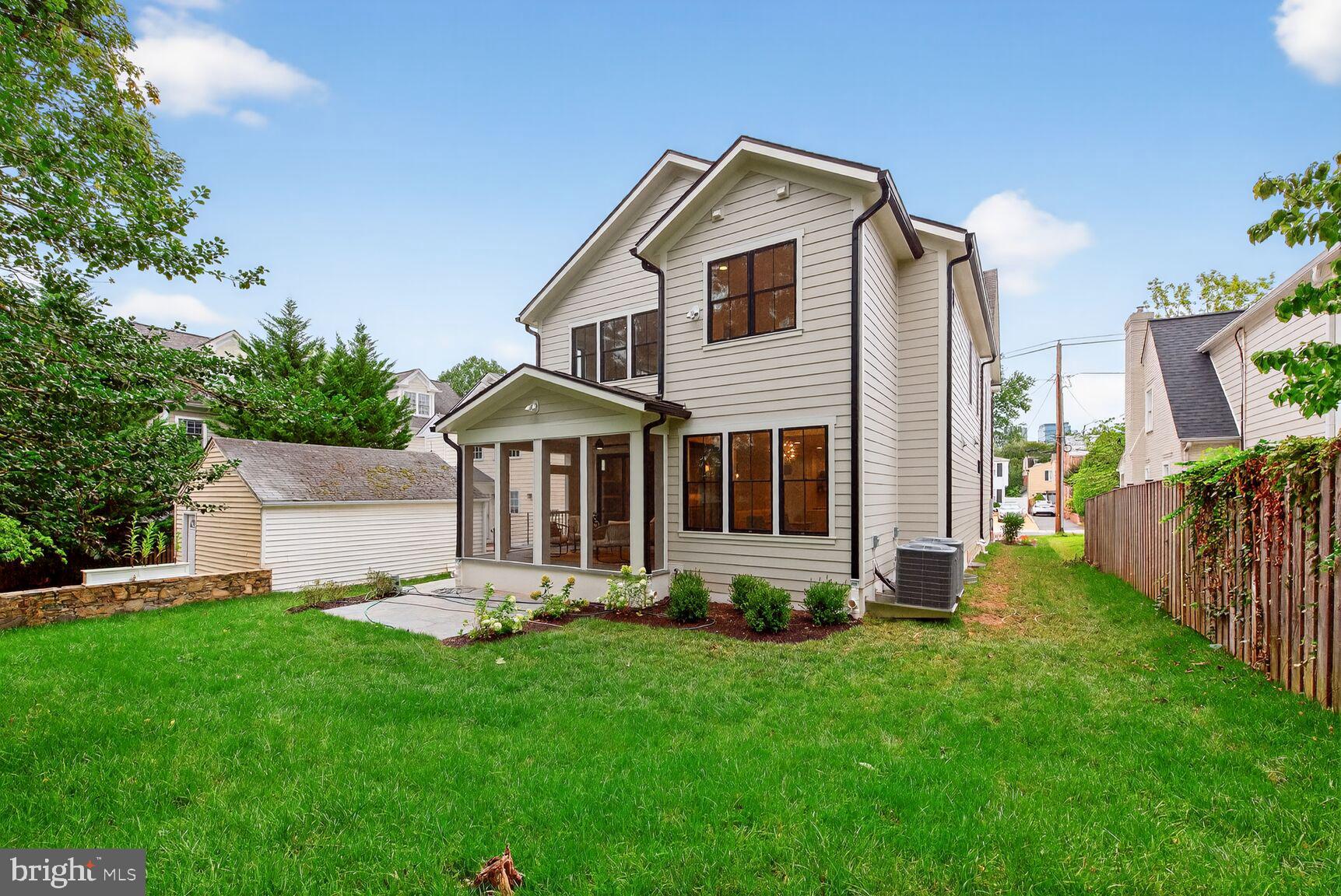 Real estate listing preview #60