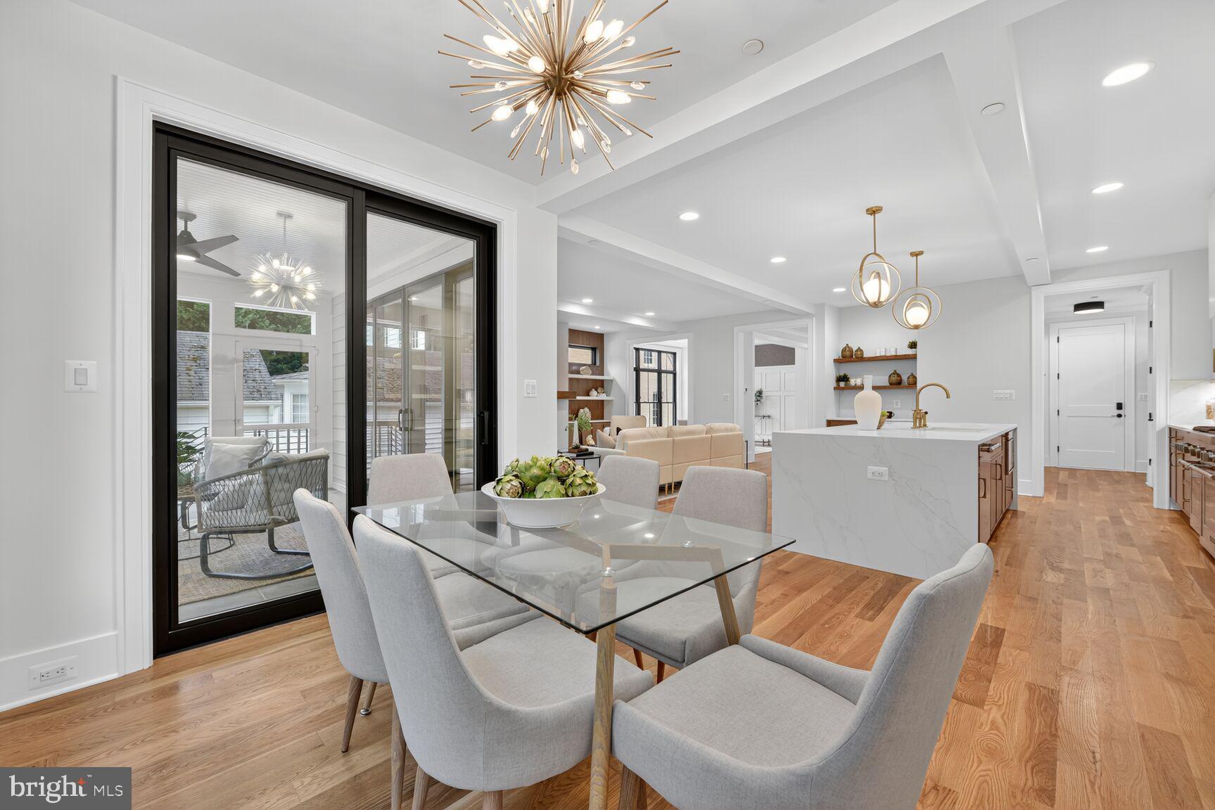 Real estate listing preview #14