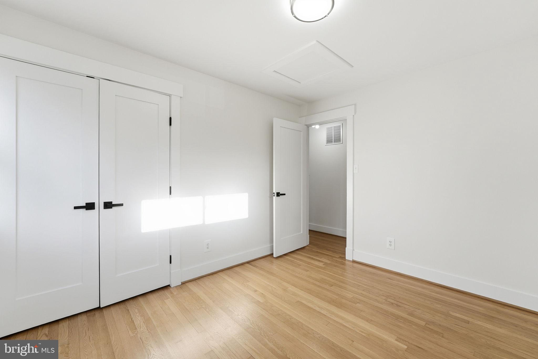 Real estate listing preview #27