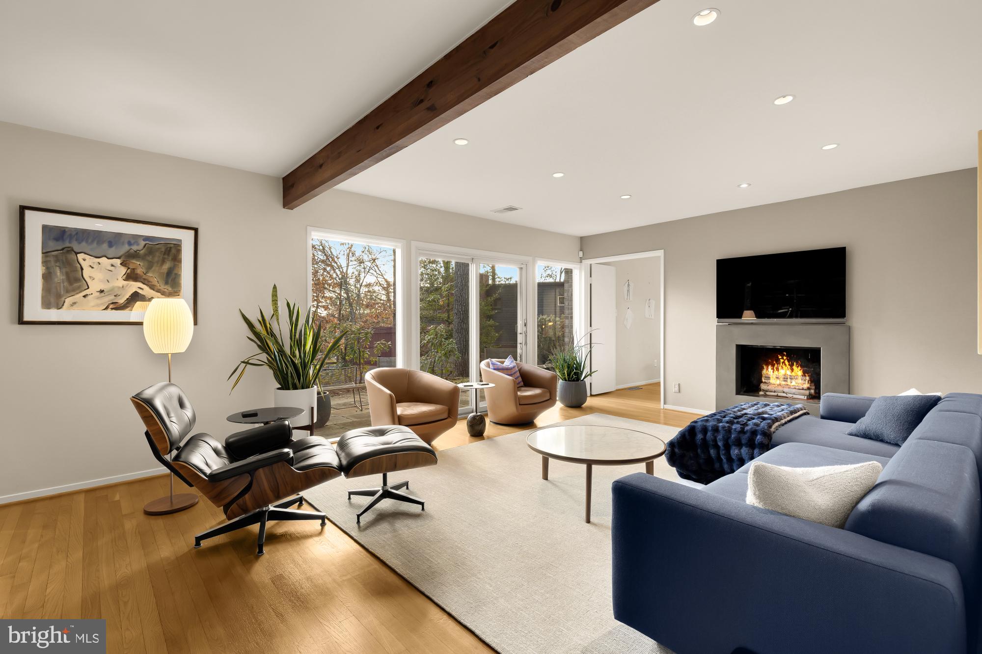 Real estate listing preview #12