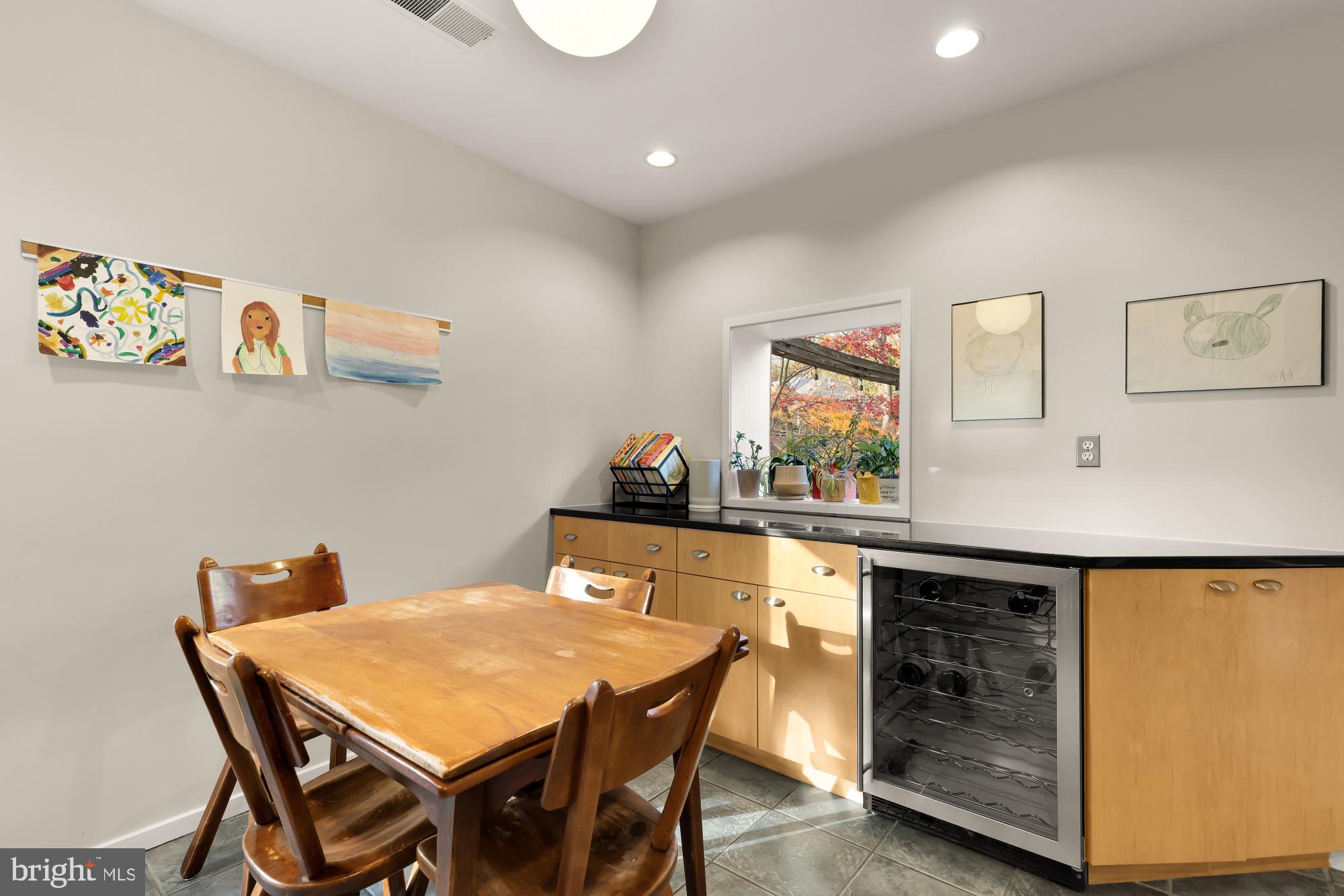 Real estate listing preview #18