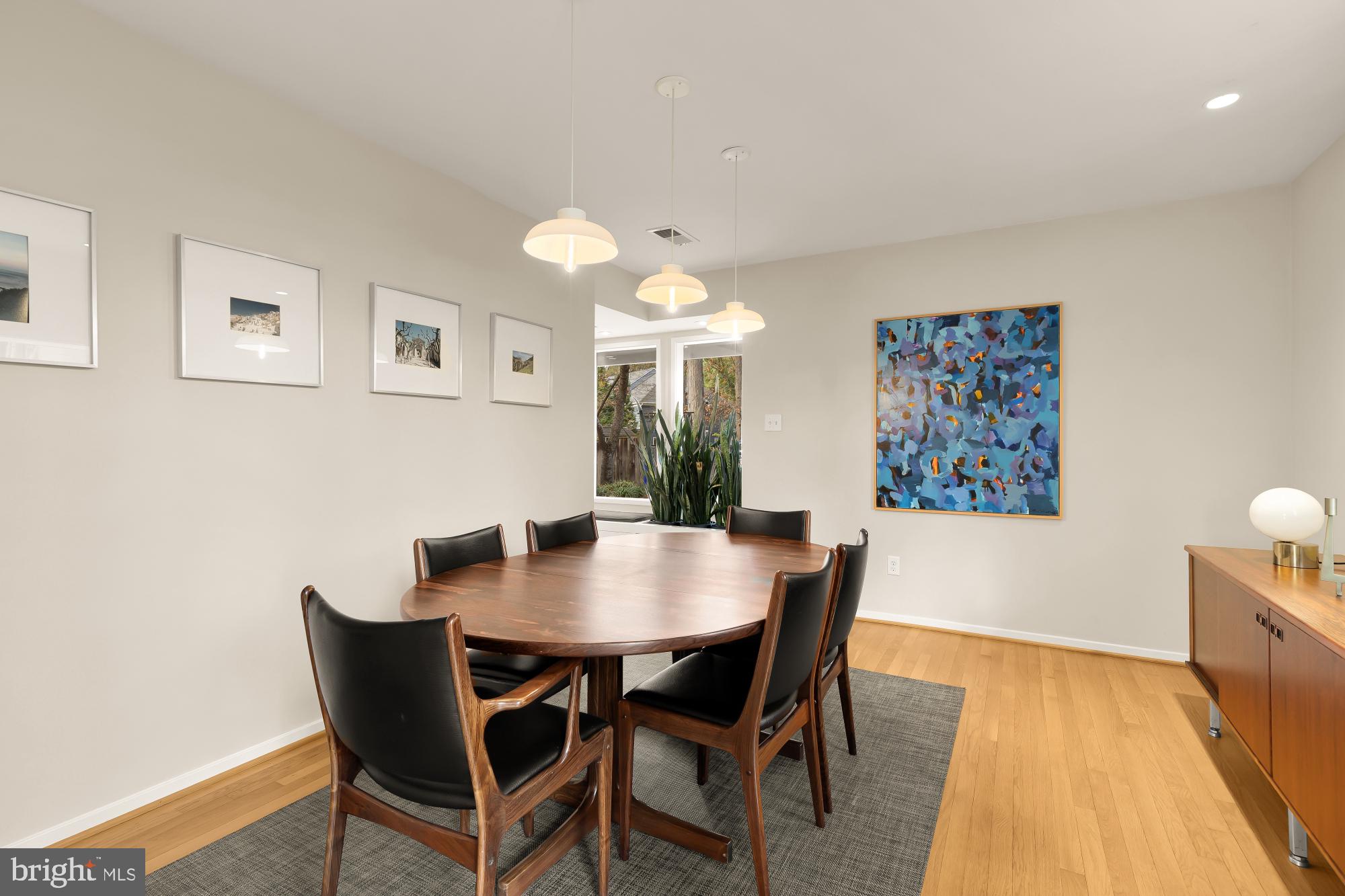 Real estate listing preview #16