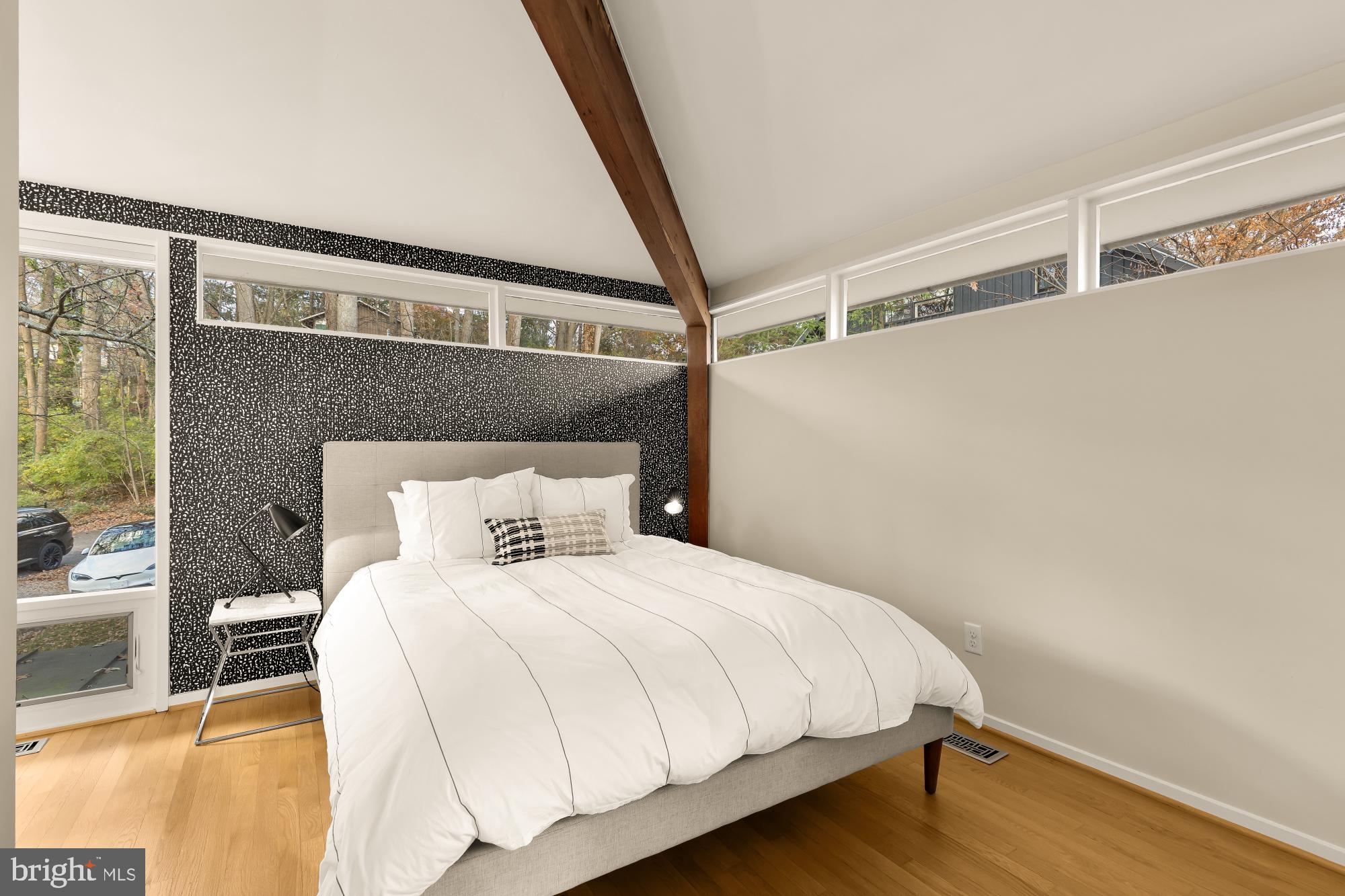 Real estate listing preview #35