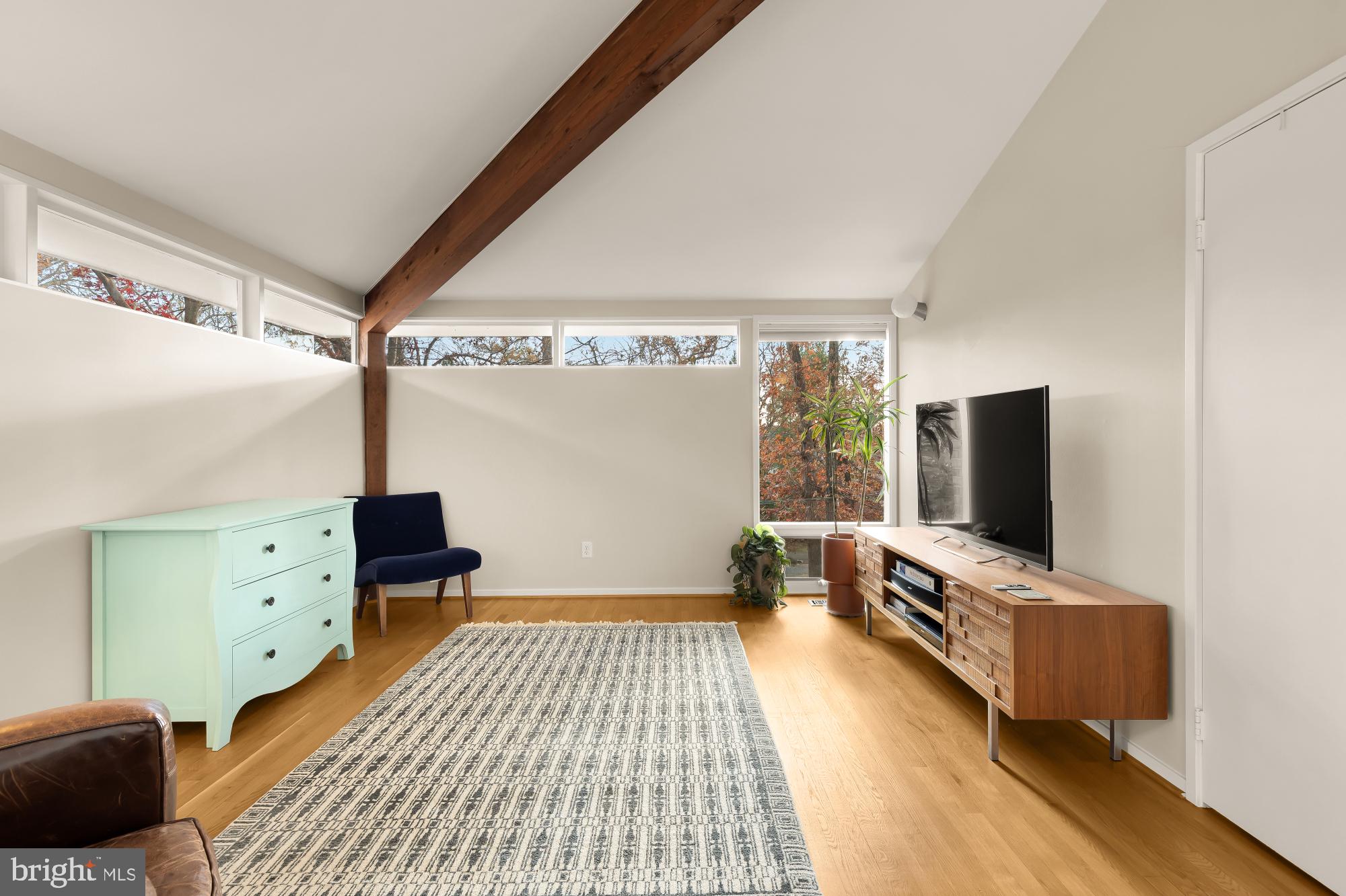 Real estate listing preview #48