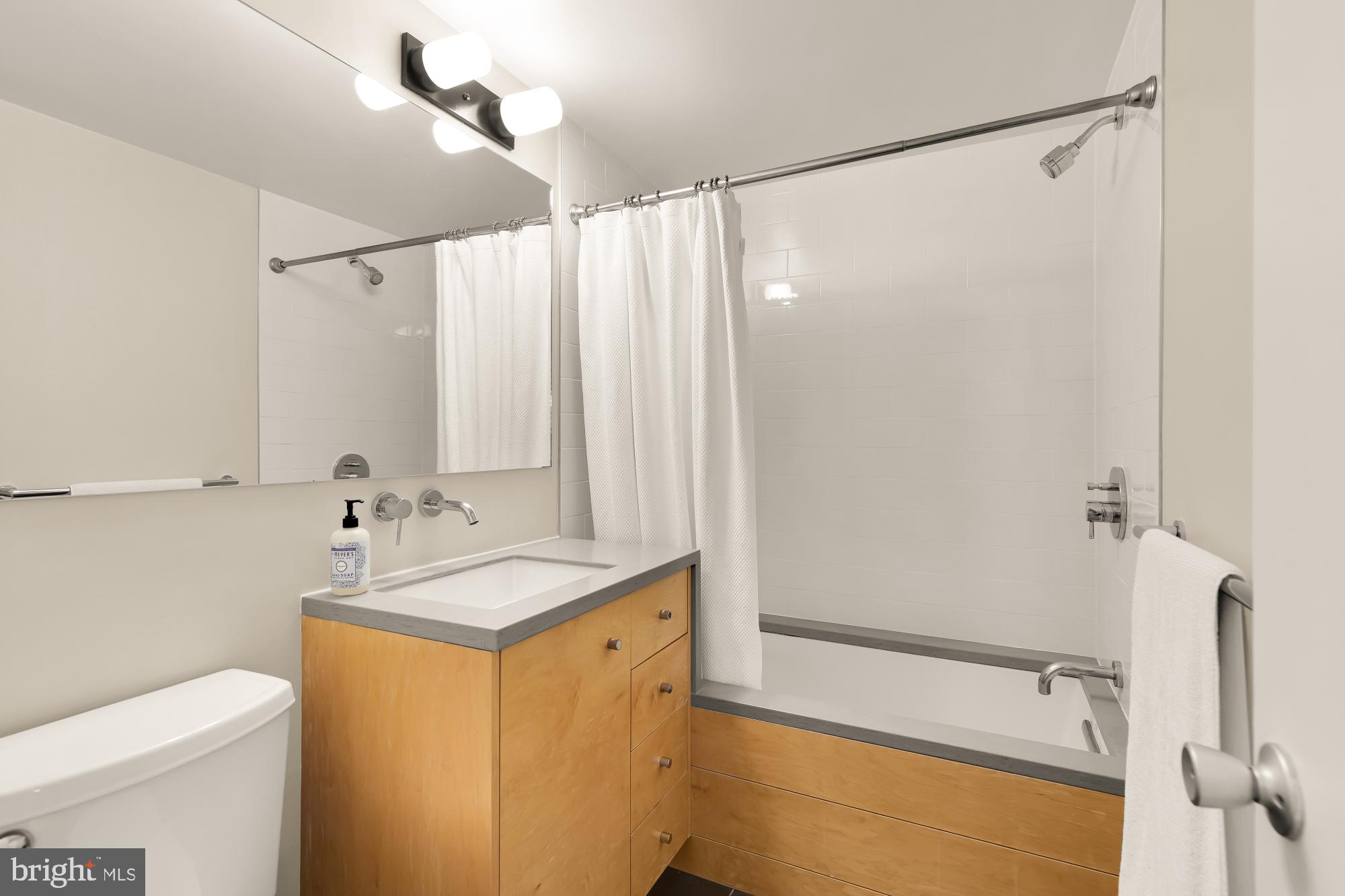 Real estate listing preview #51