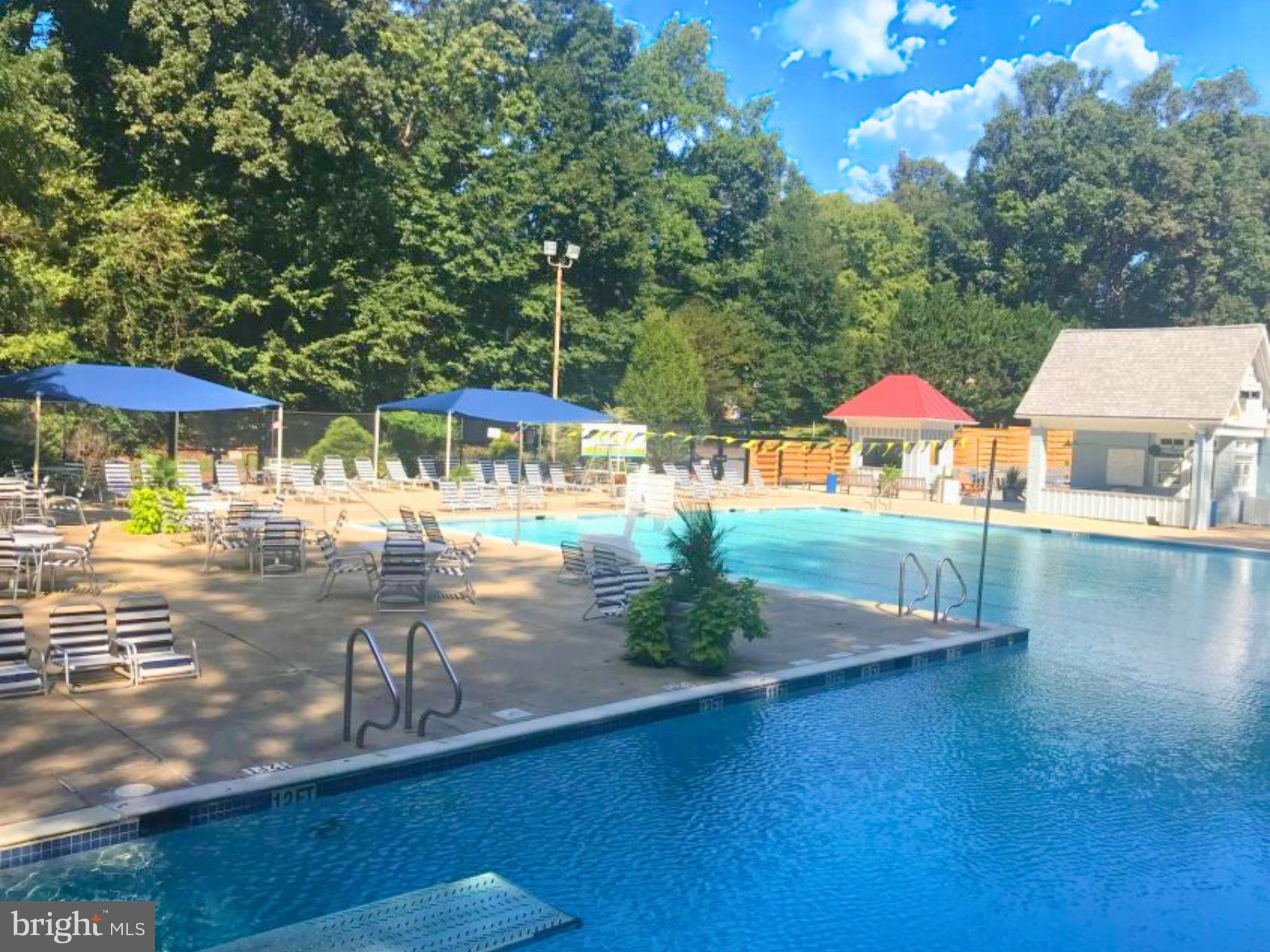 Real estate listing preview #8