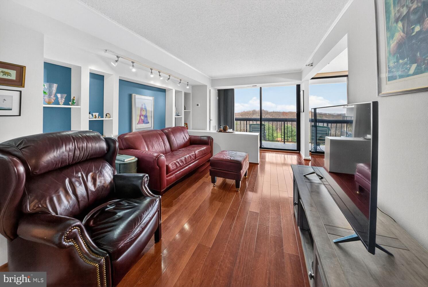 Real estate listing preview #10