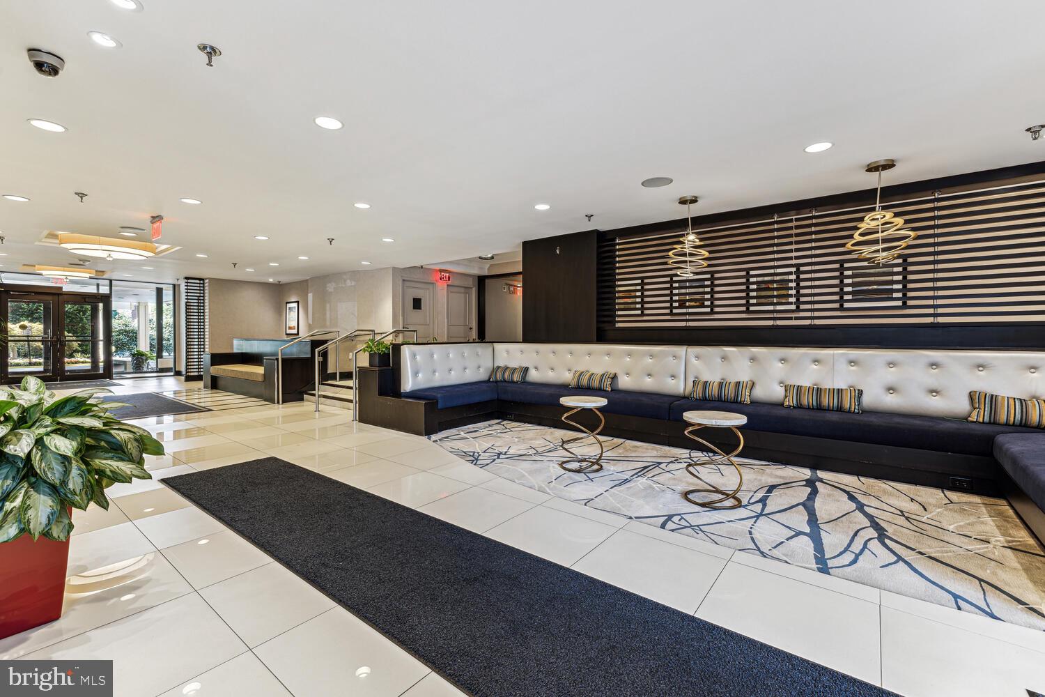 Real estate listing preview #2