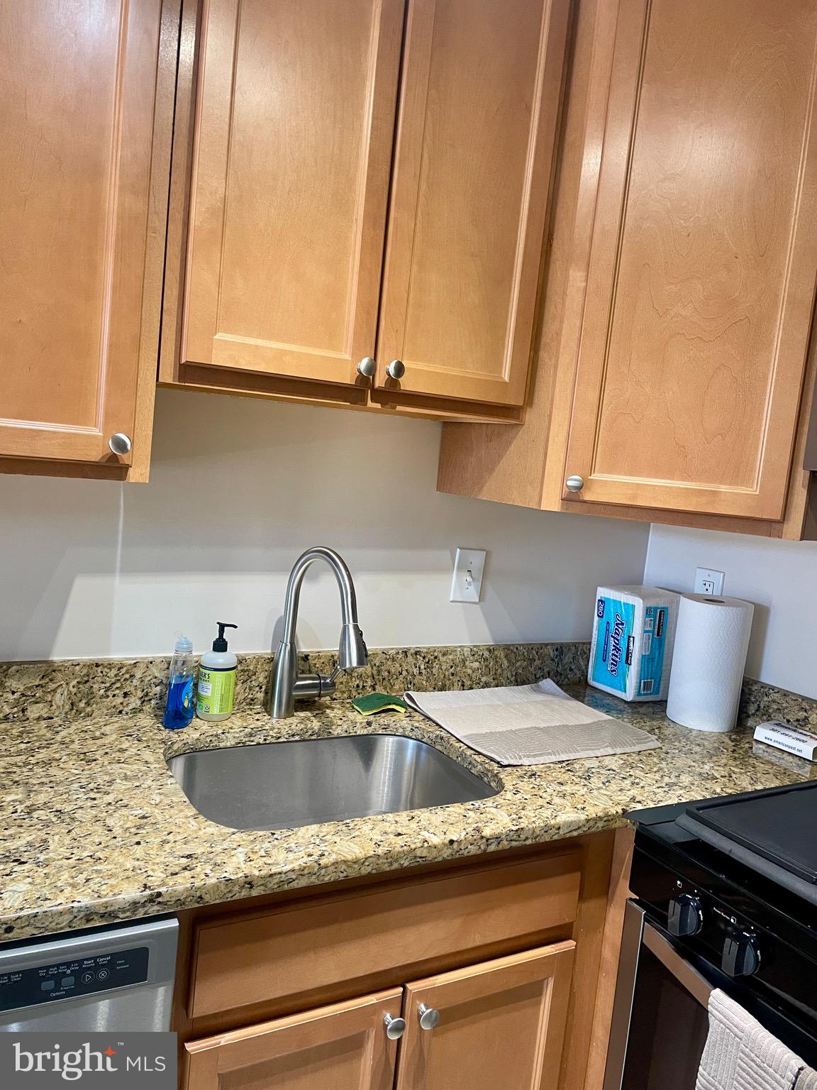 Real estate listing preview #4