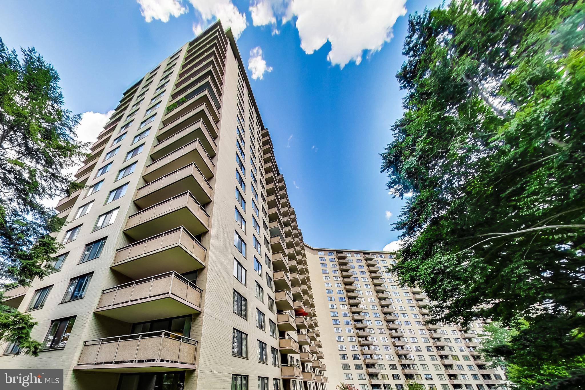 Real estate listing preview #8