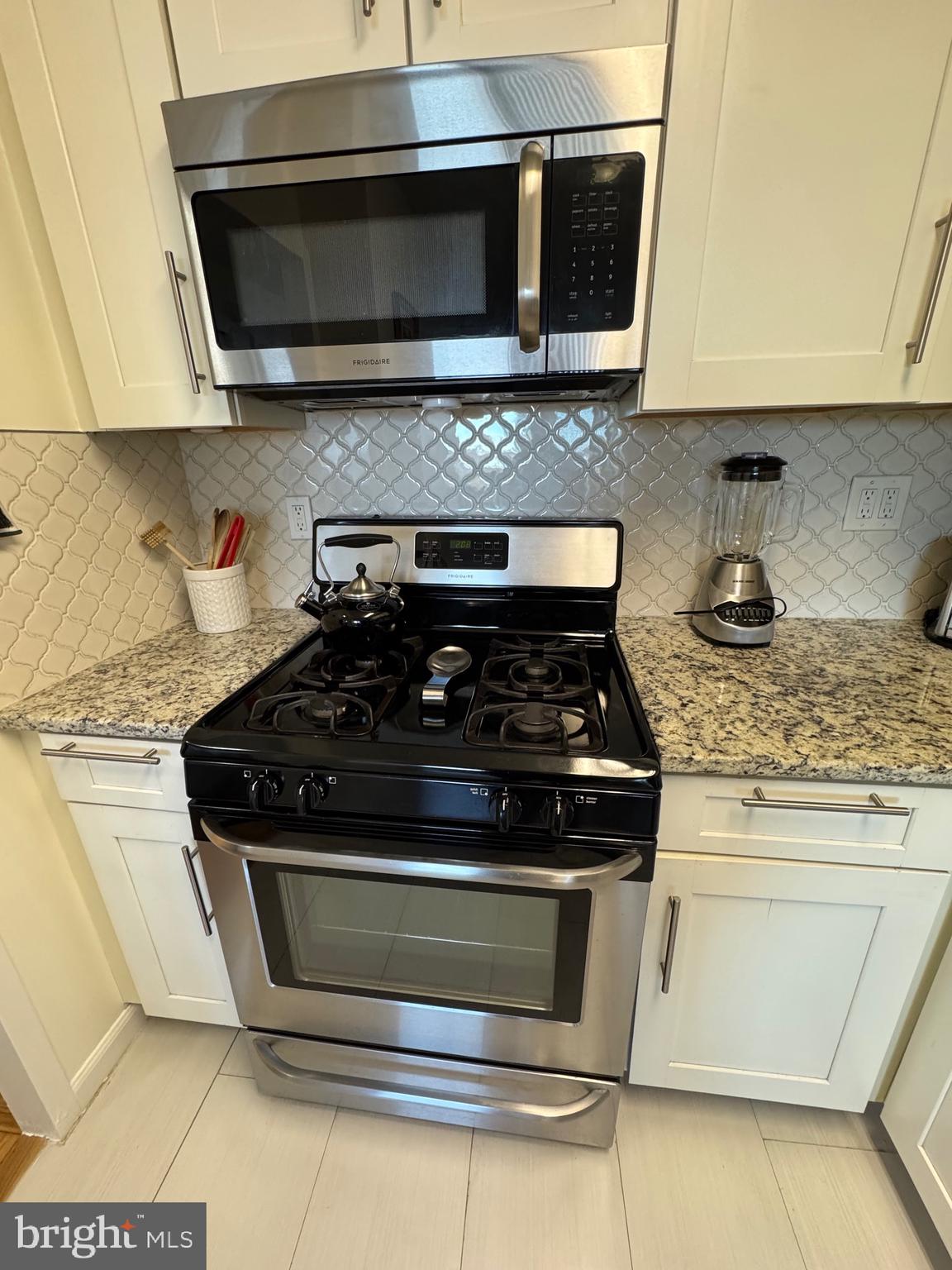 Real estate listing preview #35