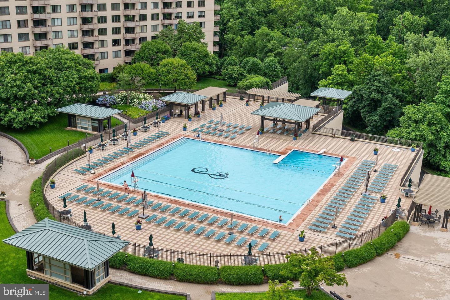 Real estate listing preview #48