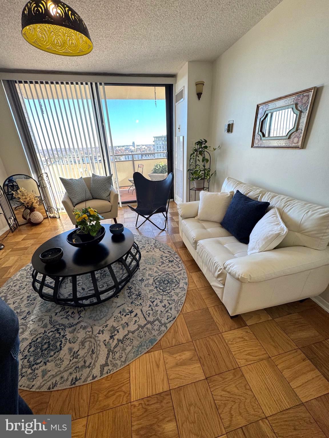 Real estate listing preview #28