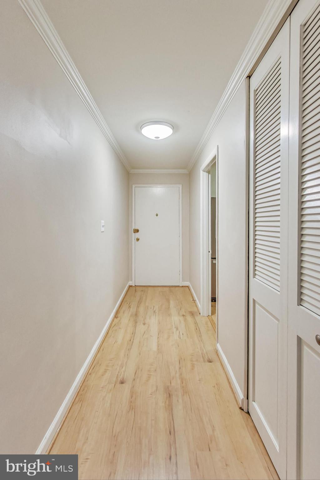 Real estate listing preview #12